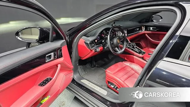 Porsche Panamera (971) 2021 Черный из Кореи, фото 2