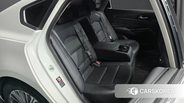 Kia K7 Premier Hybrid 2019 Белый из Кореи, фото 2