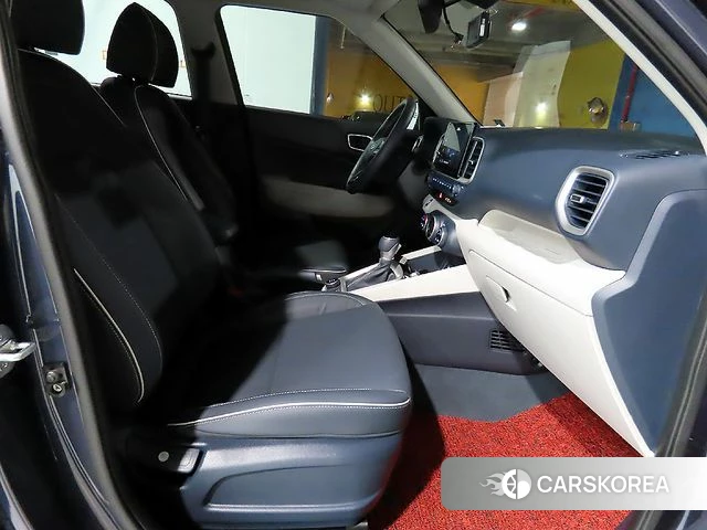Hyundai Venue 2023 Синий из Кореи, фото 2