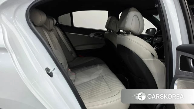 Genesis The New G70 Shooting Brake 2022 Белый из Кореи, фото 2