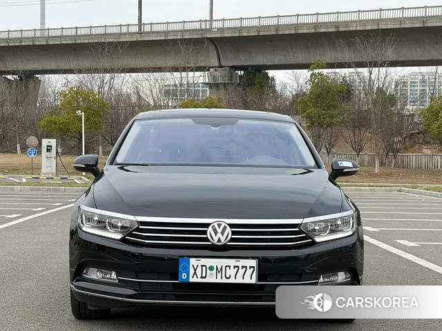 Volkswagen Magotan 2019 Черный из Китая, фото 2