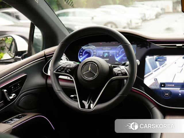 Mercedes-Benz EQS 2024 Белый из Китая, фото 2