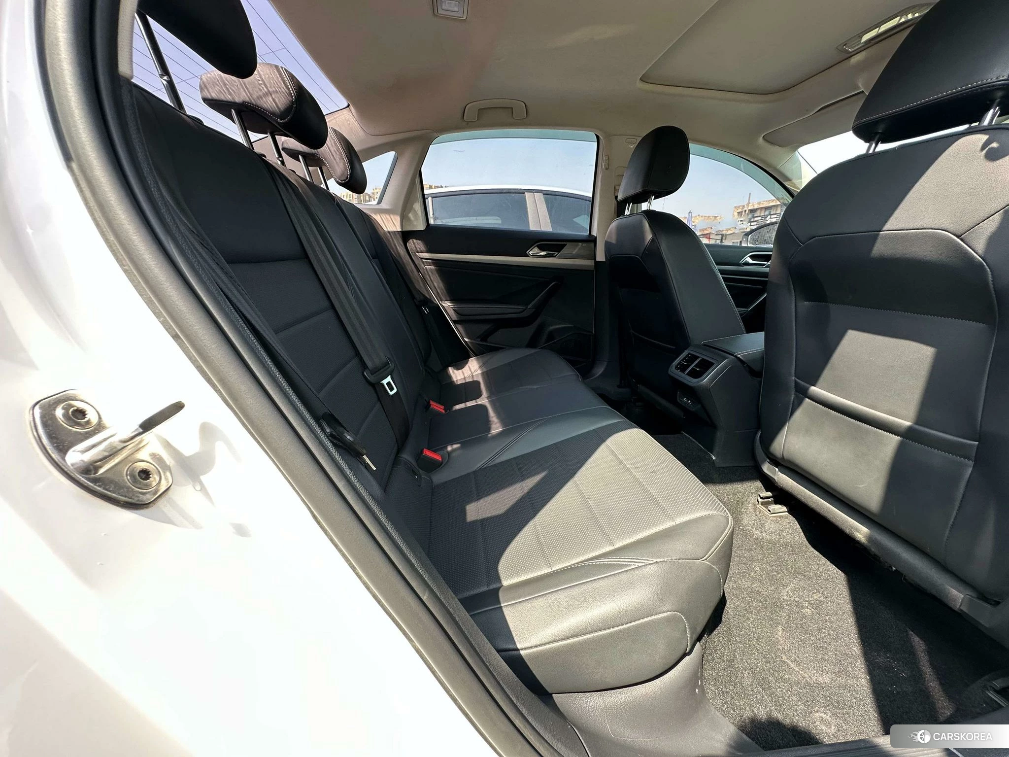Volkswagen Lavida 2021 Белый из Китая, фото 2