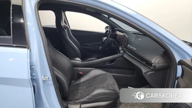 Hyundai Avante (CN7) 2022 Небесно-голубой из Кореи, фото 2