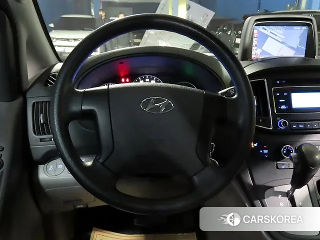 Hyundai The New Grand Starex 2019 Белый из Кореи, фото 2