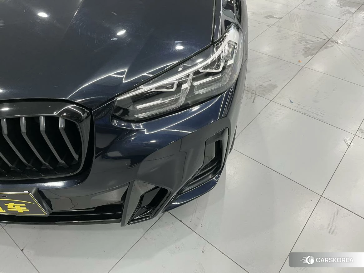 BMW X3 2022 Черный из Китая, фото 2