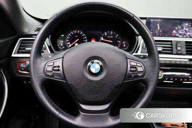 BMW 3 Series GT (F34) 2019 Белый из Кореи, фото 2