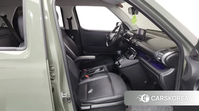 Hyundai Casper 2023 Зеленый из Кореи, фото 2