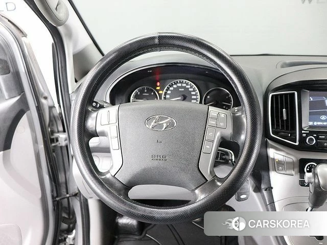 Hyundai The New Grand Starex 2019 Серый из Кореи