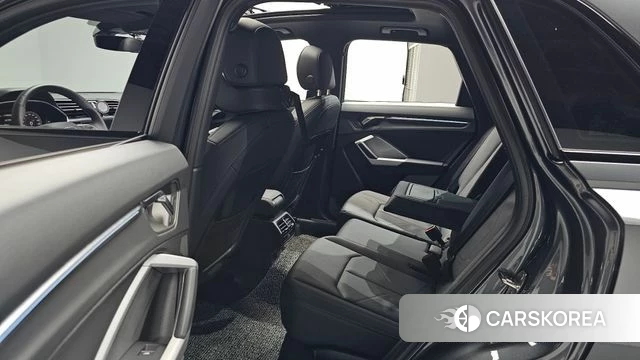 Audi Q3 (F3) 2025 Серый из Кореи, фото 2