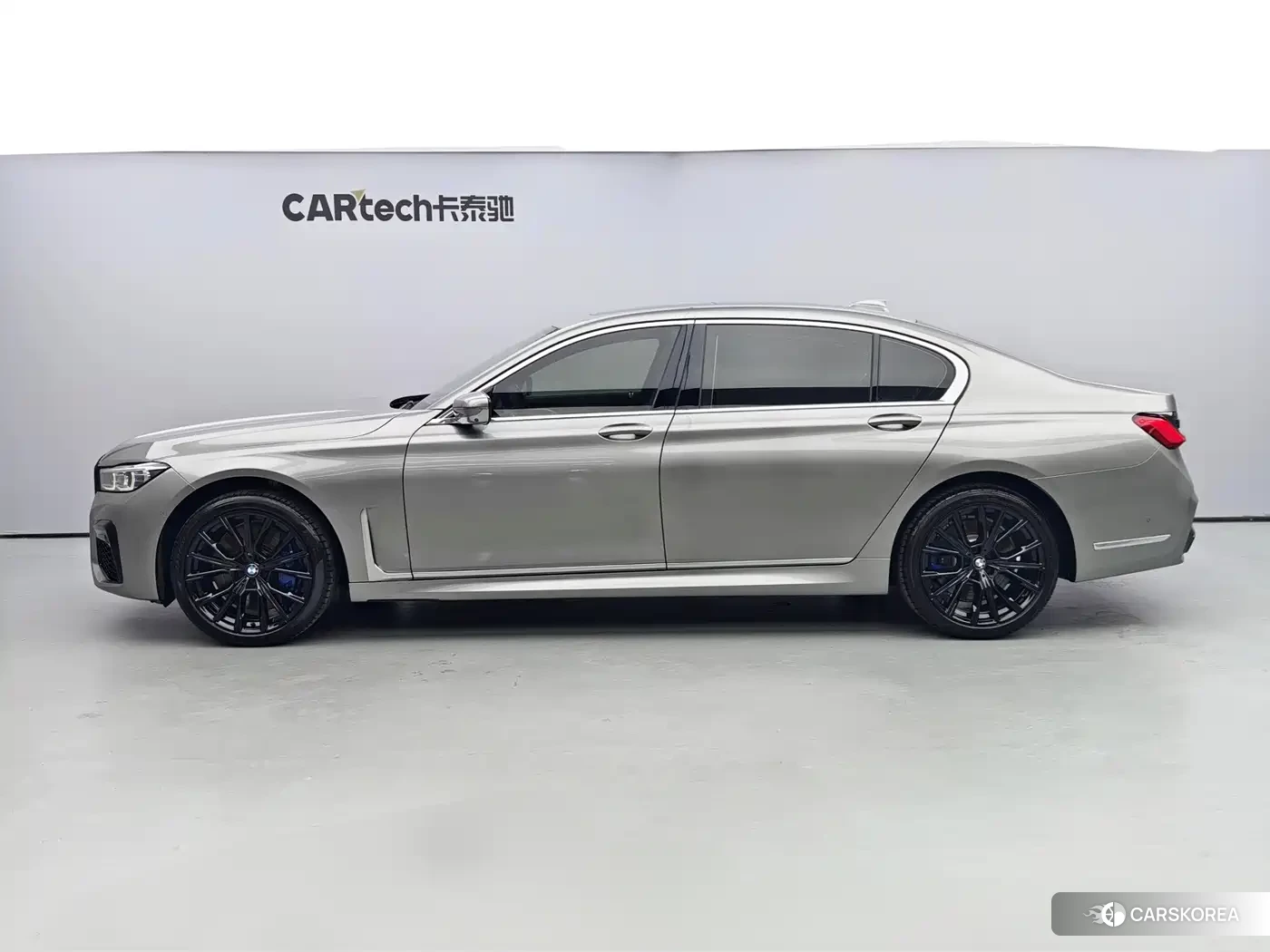 BMW 7 series 2019 Silver/gray из Китая, фото 2