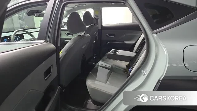 Hyundai Kona (SX2) 2023 Цвет галактики из Кореи, фото 2