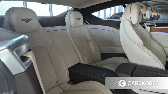 Bentley Continental GT 3rd Generation 2023 Золотой из Кореи, фото 2