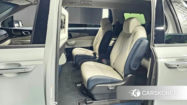 Kia The New Carnival 4th Generation 2024 Серый из Кореи, фото 2