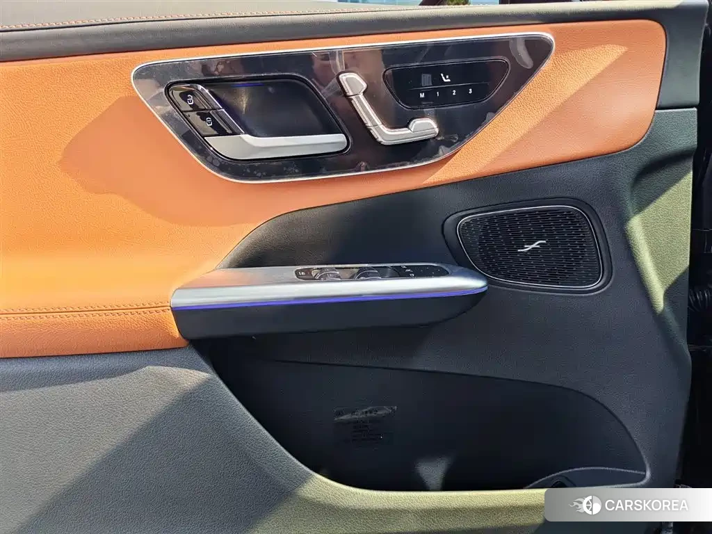 Mercedes-Benz GLC 2025 Черный из Китая, фото 2