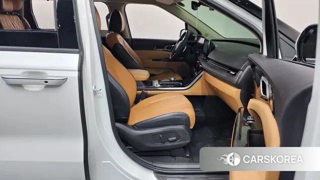 Kia Carnival 4th generation 2022 Белый из Кореи, фото 2