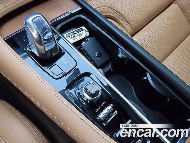 Volvo XC90 second Generation 2018 Серый из Кореи, фото 2