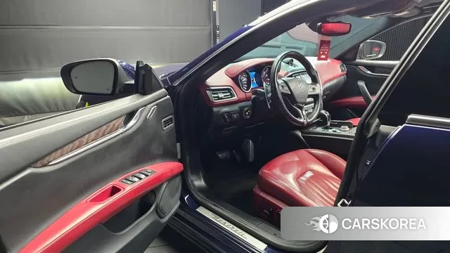 Maserati Ghibli 2018 Синий из Кореи, фото 2