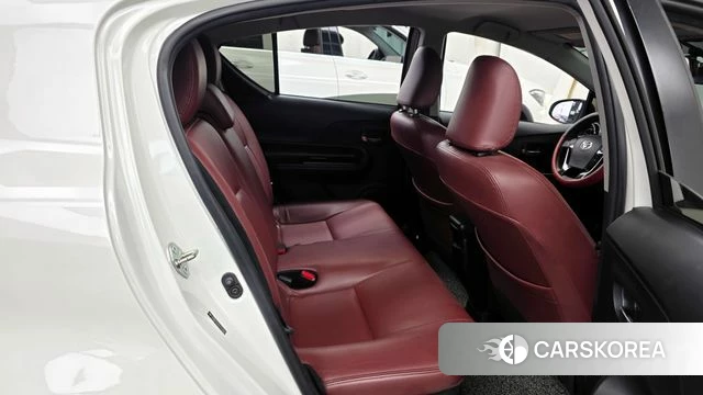 Toyota Prius C 2018 Белый из Кореи, фото 2