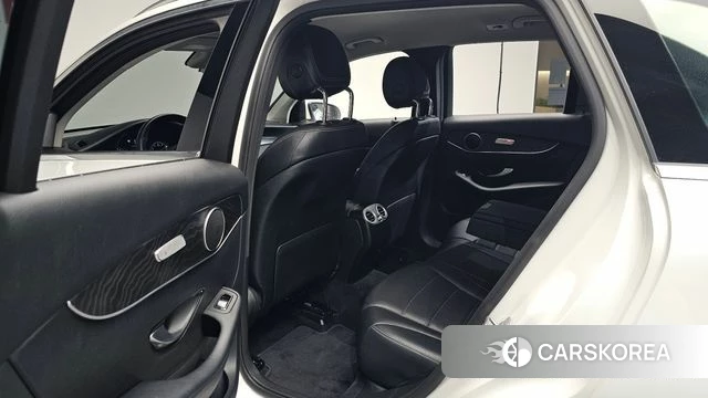 Mercedes-Benz GLC-Class X253 2019 Белый из Кореи, фото 2