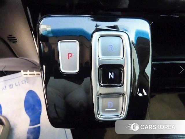 Hyundai Staria 2023 Белый из Кореи, фото 2