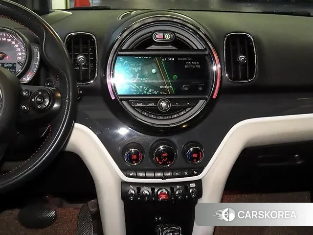 Mini Cooper SD Countryman 2019 Серый из Кореи, фото 2