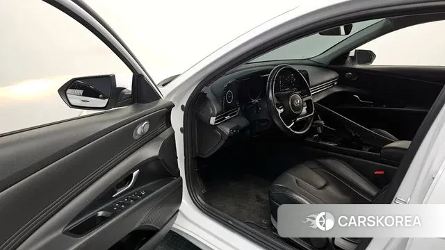 Hyundai Avante (CN7) 2022 Белый из Кореи, фото 2