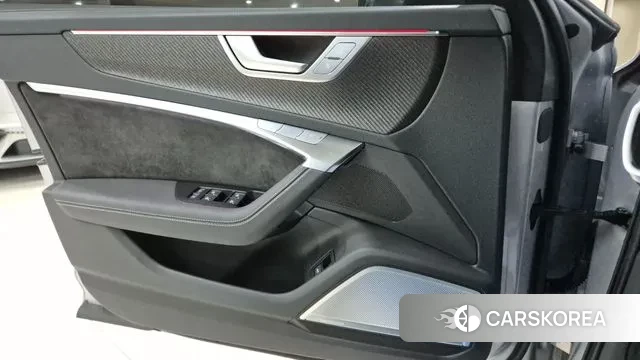 Audi S6 (C8) 2021 Серебряный из Кореи, фото 2