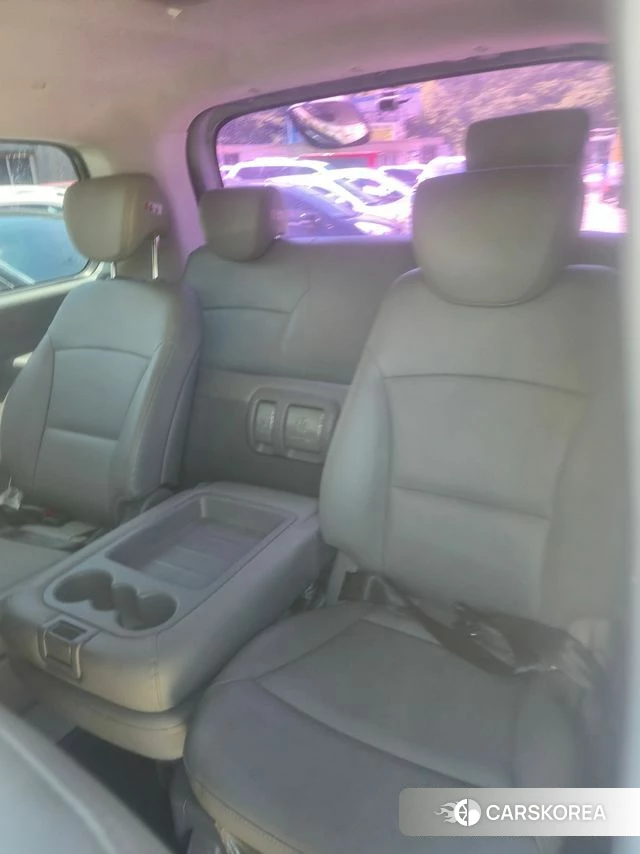 Hyundai The New Grand Starex 2019 Серебряный из Кореи, фото 2