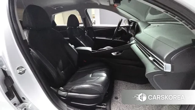 Hyundai Avante (CN7) 2022 Белый из Кореи, фото 2