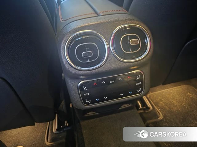 Mercedes-Benz GLC-Class X254 2024 Белый из Кореи, фото 2