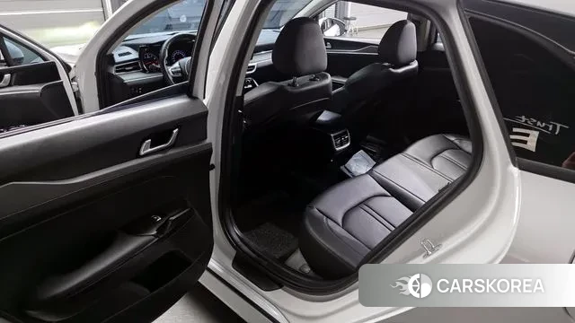 Kia K5 3rd generation 2023 Белый из Кореи, фото 2