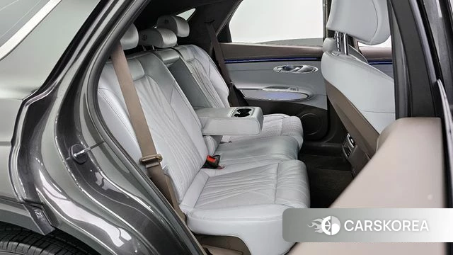 Genesis GV70 2025 Серый из Кореи, фото 2