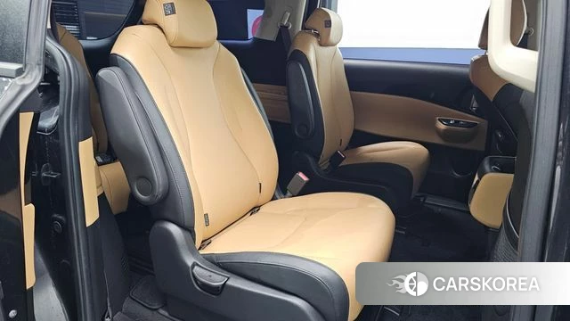 Kia Carnival 4th generation 2021 Серый из Кореи, фото 2