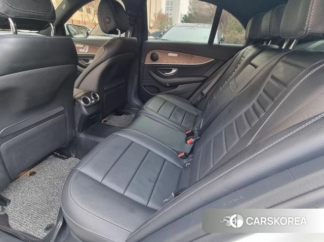 Mercedes-Benz E-Class W213 2020 Белый из Кореи, фото 2