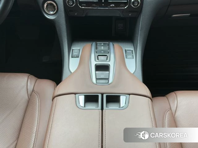 Honda Crown Road 2021 Черный из Китая, фото 2