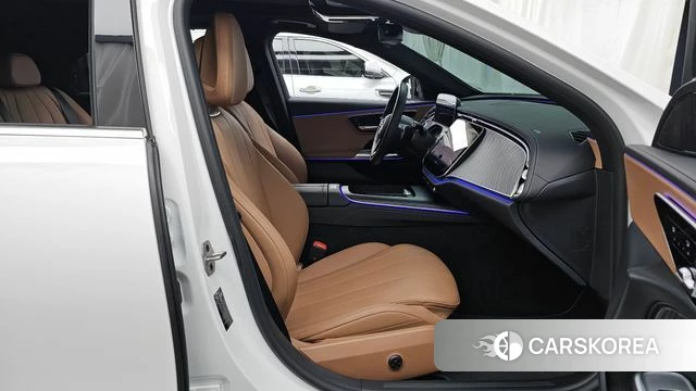 Mercedes-Benz E-Class W214 2024 Белый из Кореи, фото 2