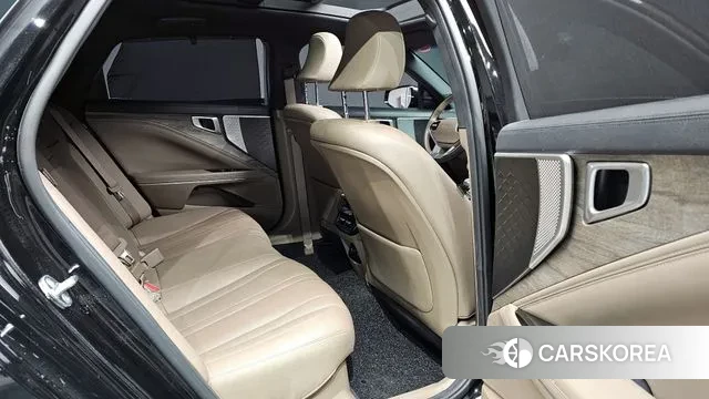 Kia K8 Hybrid 2023 Черный из Кореи, фото 2