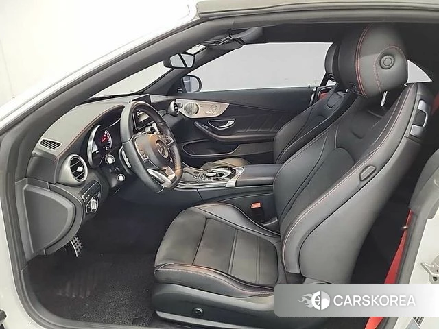 Mercedes-Benz C-Class W205 2018 Белый из Кореи, фото 2