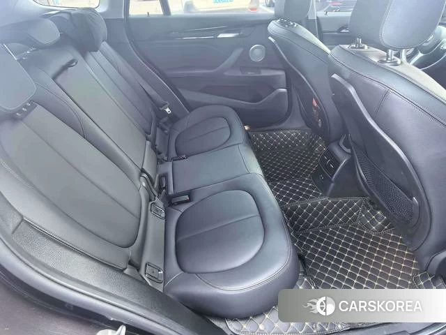 BMW X1 2022 Темно-серый из Китая, фото 2