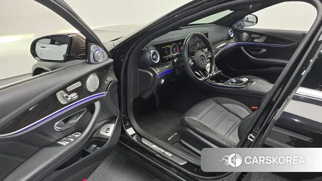 Mercedes-Benz E-Class W213 2019 Черный из Кореи, фото 2