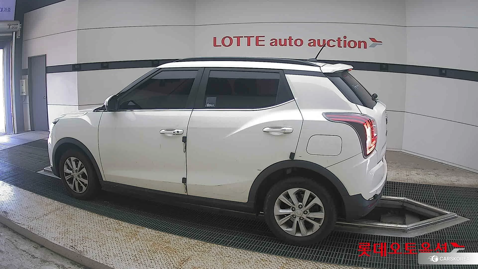 SsangYong Tivoli 2021 Grand White из Кореи, фото 2