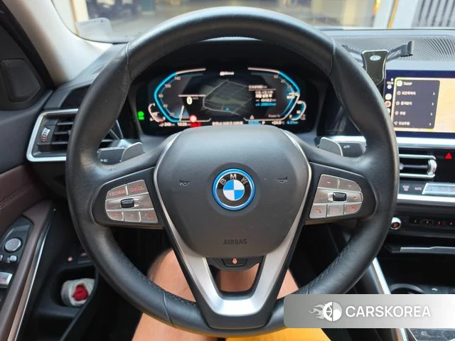 BMW 3 Series (G20) 2021 Белый из Кореи, фото 2