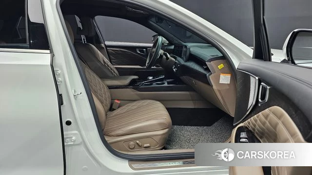 Kia K8 Hybrid 2022 Белый из Кореи, фото 2
