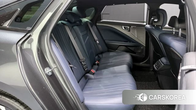 Kia The New K8 Hybrid 2025 Серый из Кореи, фото 2