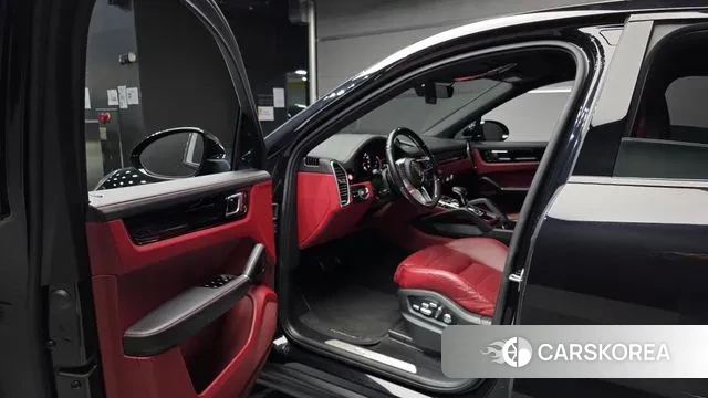 Porsche Cayenne (PO536) 2020 Черный из Кореи, фото 2