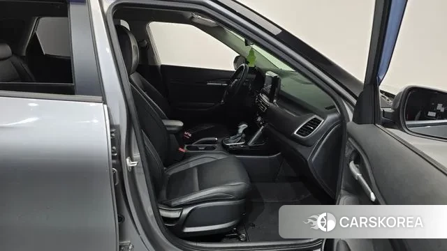 Kia Seltos 2020 Серебристо-серый из Кореи, фото 2