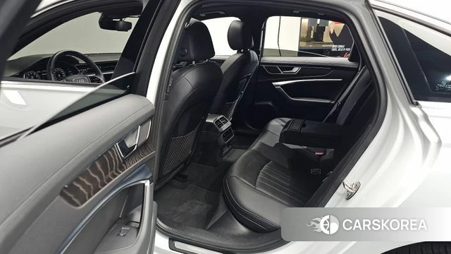 Audi A6 (C8) 2021 Белый из Кореи, фото 2