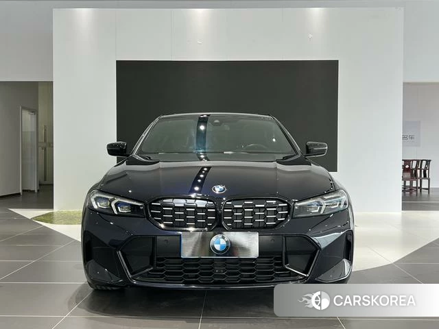 BMW 3 series 2023 Черный из Китая, фото 2