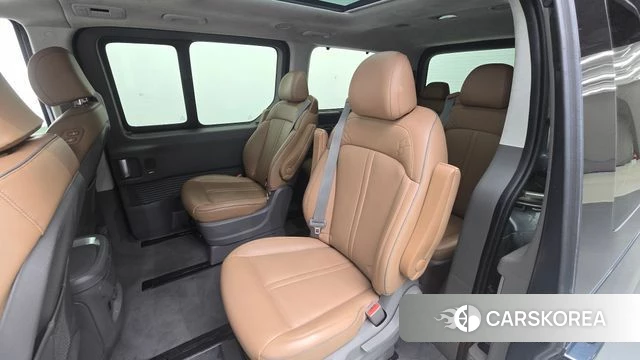 Hyundai Staria 2021 Серый из Кореи, фото 2